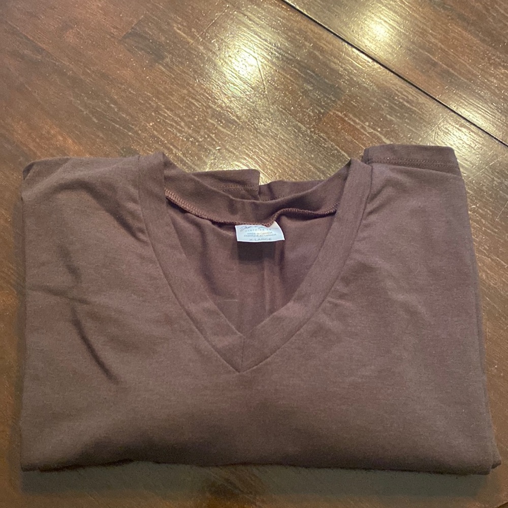 Jax + Lennon mens v-neck T-shirt